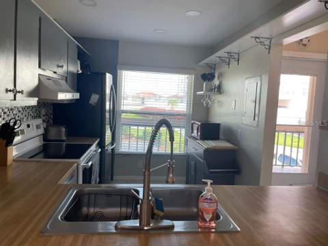6210 Sun Boulevard #202, St Petersburg FL - photo 6 of 6