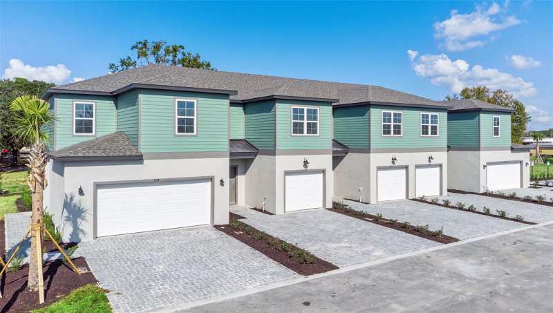 3 bedroom Townhouse at 2298 Red Pine Court, Connors Cove, Eustis — photo 1