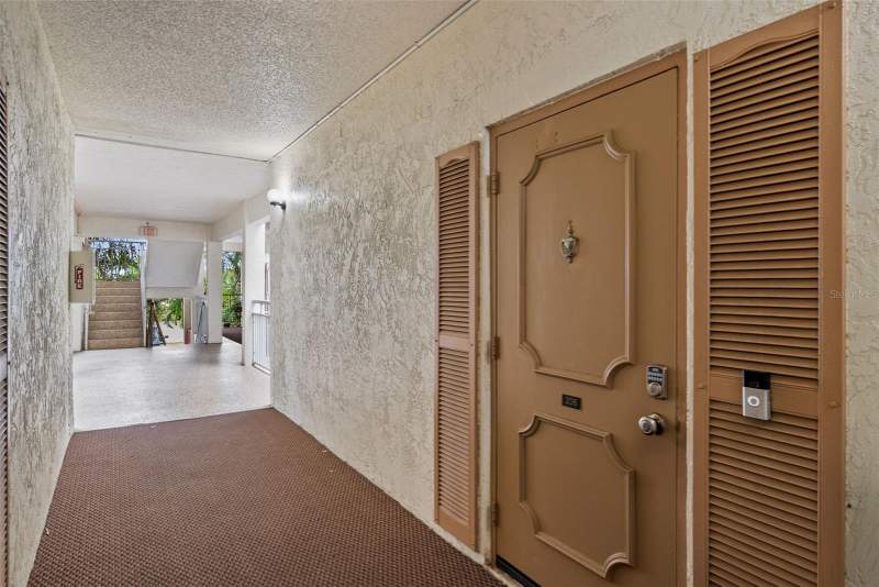 1 bedroom Condominium at 1860 Massachusetts Avenue #206, Regency Condo The, St Petersburg — photo 3
