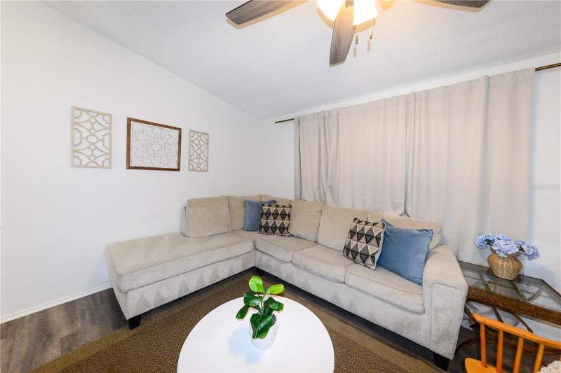 2 bedroom Single Family Residence at 8382 Osprey Road, Peyton Place, Englewood — photo 5
