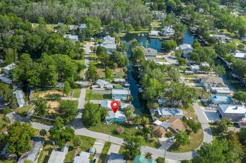 5473 Darlene Street, Weeki Wachee FL - photo 7 of 51
