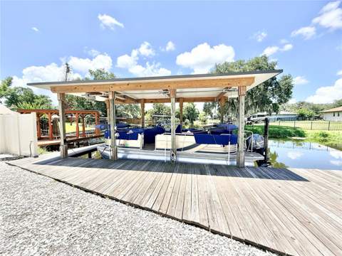 209 W Delaware Street, Tavares FL - photo 6 of 85