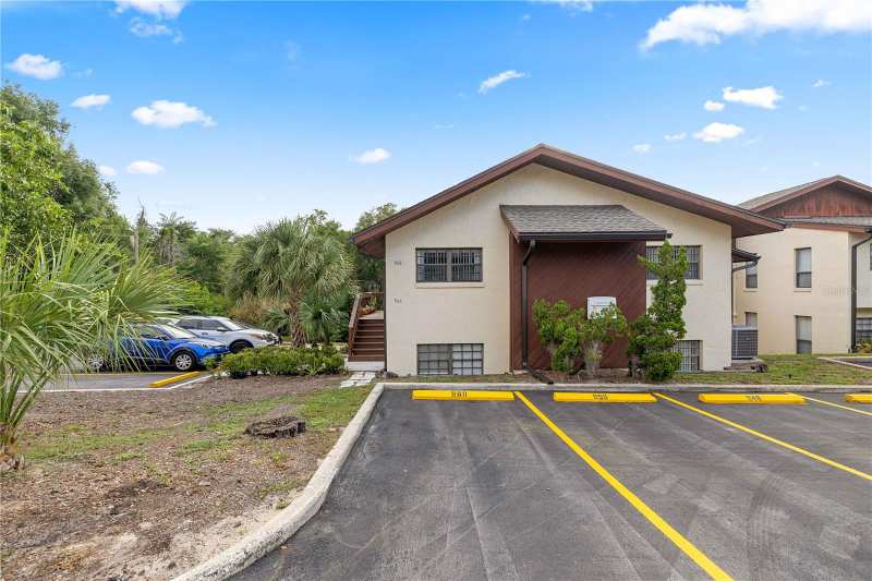 3 bedroom Condominium at 964 5th Street #964, Clermont Lake Dot Villas Condo, Clermont — photo 1