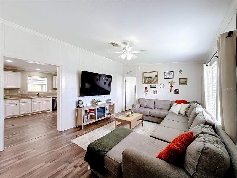 3 bedroom Manufactured Home at 25110 Alamanda Dr, Astatula Meadows Sub, Astatula — photo 5