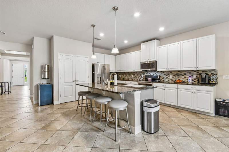 4 bedroom Single Family Residence at 3758 HANWORTH LOOP, KENSINGTON RESERVE, SANFORD — photo 2
