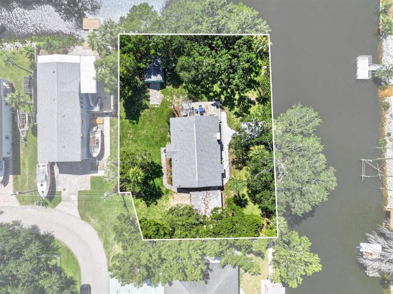 2 bedroom Single Family Residence at 6086 Island Drive, Palm Grove Colony, Weeki Wachee — photo 4