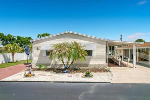 452 Par Drive, home for sale in Frostproof 33843