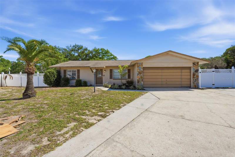 Golden Gateway Homes