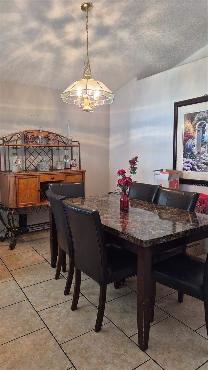 4 bedroom Single Family Residence at 121 S Roma Way, Indian Point Ph 7, Kissimmee — photo 4