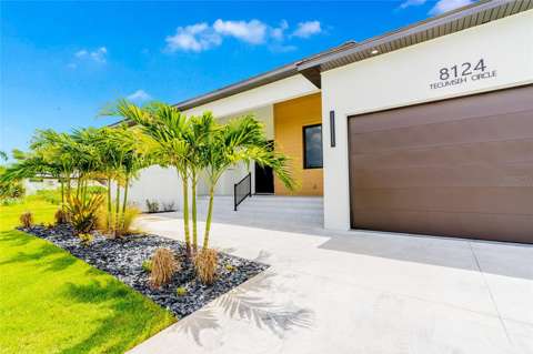 8124 Tecumseh Circle, luxury home for sale in Port Charlotte