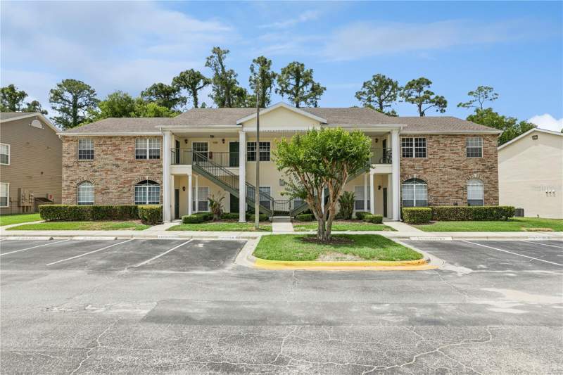 145 RESERVE CIRCLE #205 home for sale in Hunters Pointe At Hunters Reserve Condos for Sale: 1 Units