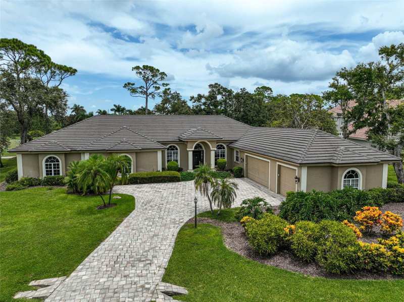 3 bedroom Single Family Residence at 852 Macewen Drive, Oaks 2 Ph 2, Osprey — photo 1