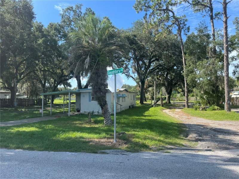 2 bedroom Mobile Home at 6946 Sylvan Lane, Zephyrhills Colony Co Sub, Zephyrhills — photo 3