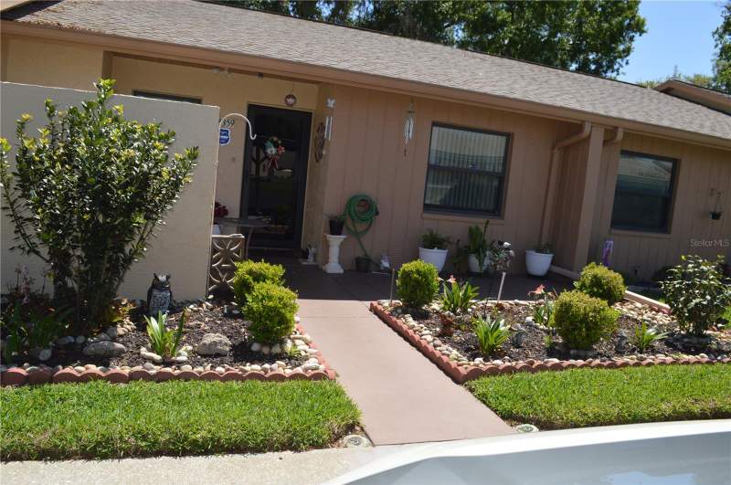 2 bedroom Condominium at 38359 Ironwood Place #38359, Driftwood Zephyrhills, Zephyrhills — photo 2