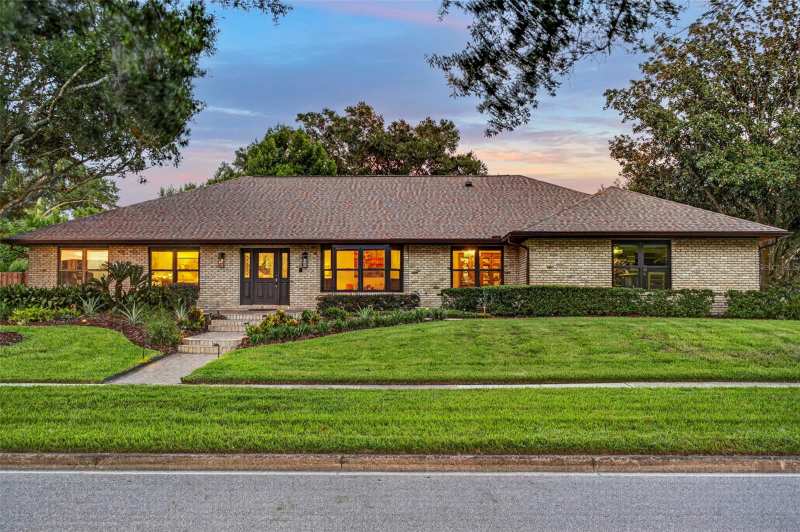 4 bedroom Single Family Residence at 1281 Wellington Terrace, Wellington, Maitland — photo 1