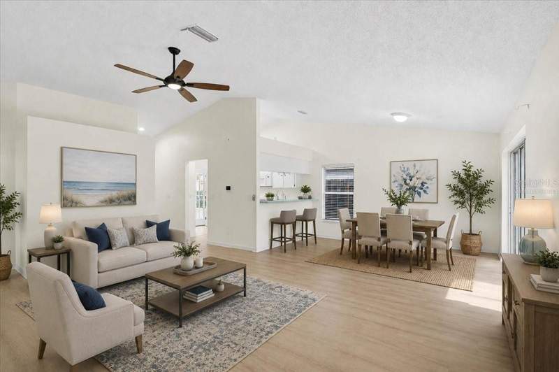 3 bedroom Single Family Residence at 13616 Laraway Drive, Summerfield Village II Tr 5, Riverview — photo 3