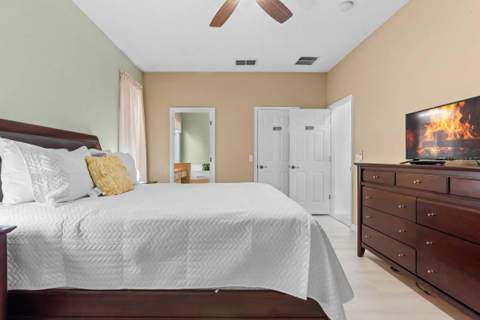 4692 Golden Beach Court, Kissimmee FL - photo 20 of 54
