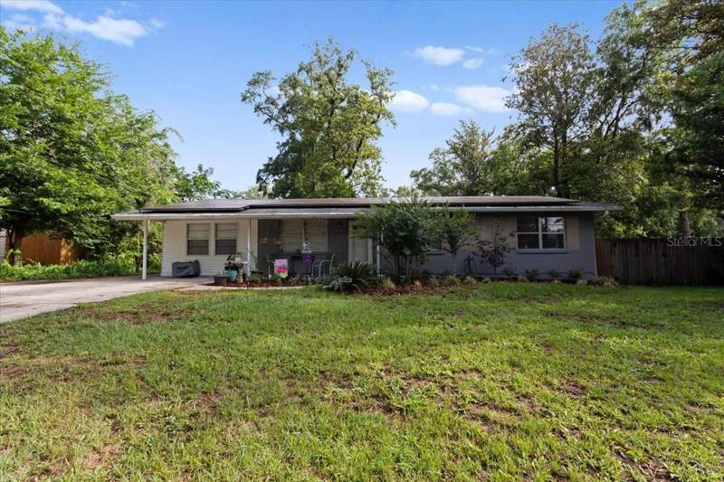 4 bedroom Single Family Residence at 1636 NW 34th Place, Pine Creek, Gainesville — photo 2
