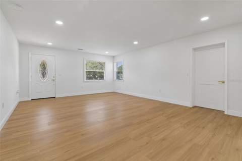 2102 W Ferris Avenue, Tampa FL - photo 13 of 94