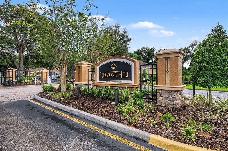 4 bedroom Single Family Residence at 2418 Blue Stone Court, Diamond Hill, Valrico — photo 2