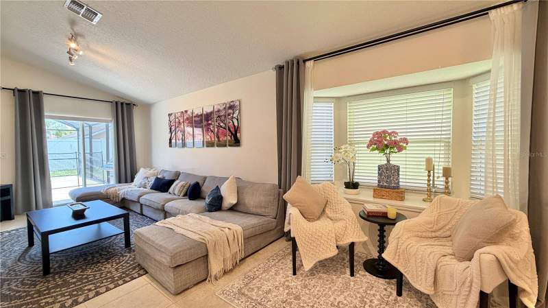 4 bedroom Single Family Residence at 2513 Dharma Circle, Veranda Palms, Kissimmee — photo 5
