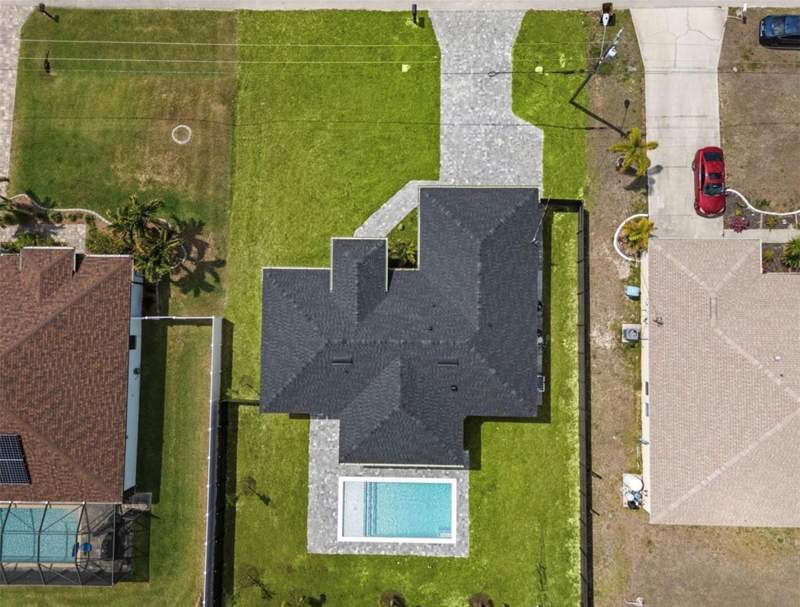 3 bedroom Single Family Residence at 409 NW 25th Place, Cape Coral, Cape Coral — photo 4
