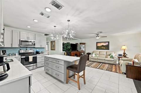 202 Gloucester Boulevard #357, Sun City Center FL - photo 6 of 6