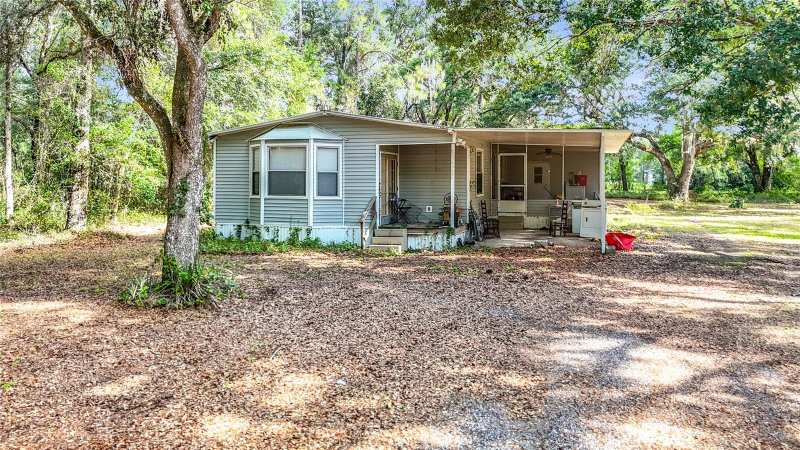 2 bedroom Mobile Home at 38625 County Line Road, Crystal Springs Colony Company Lands, Zephyrhills — photo 1