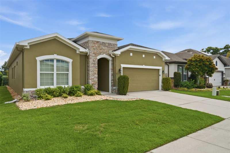 4 bedroom Single Family Residence at 16716 Abbey Hill Court, Johns Lake Lndg Ph 2, Clermont — photo 1