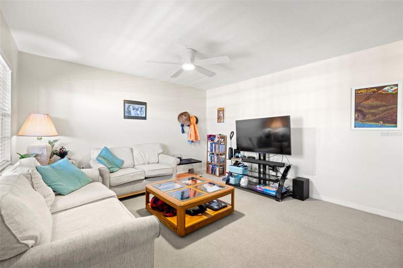 2 bedroom Condominium at 6100 Gulfport Boulevard #414, Golfview I Condo, Gulfport — photo 3
