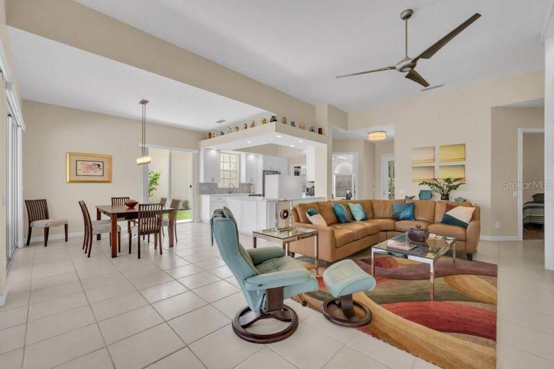 3 bedroom Single Family Residence at 8375 Jesolo Lane, Villagewalk, Sarasota — photo 4