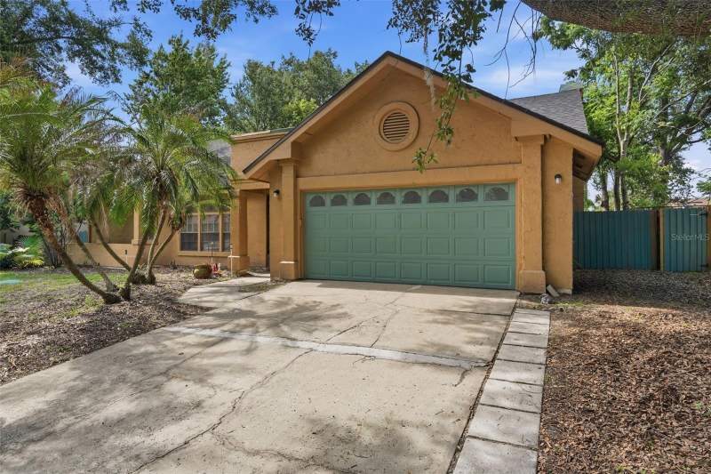 4 bedroom Single Family Residence at 733 Swaying Palm Drive, Palms Sec 04, Apopka — photo 3