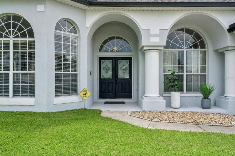 5 bedroom Single Family Residence at 13163 Lakeshore Grove Drive, Wintermere Harbor, Winter Garden — photo 4