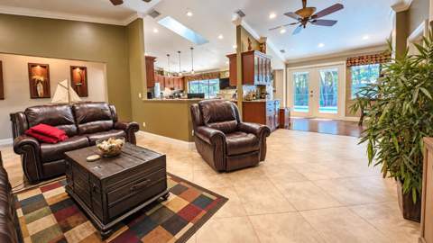 1040 Rosetree Ln, Tarpon Springs FL - photo 14 of 61