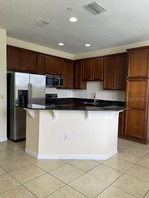 2401 Lexington Oak Drive, Brandon FL - photo 6 of 6