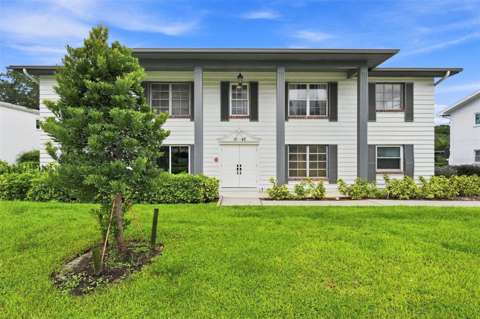 1342 Snell Isle Boulevard #4, home for sale in St. Petersburg 33704