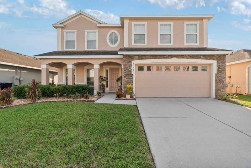 5 bedroom Single Family Residence at 10781 Cabbage Tree Loop, Countrywalk Un #4 & 5 Ph 1 &, Orlando — photo 2