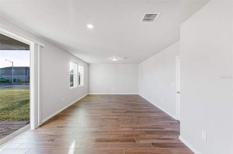 5252 Sanders Oak Trail, St Cloud FL - photo 9 of 42