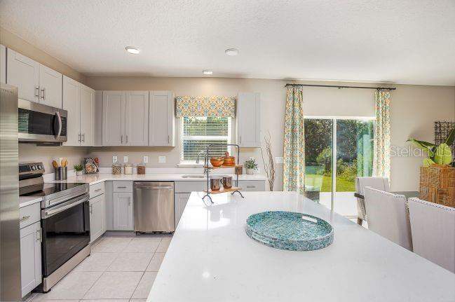 4 bedroom Single Family Residence at 31576 Wild Grape Lane, Benton Hills, Brooksville — photo 5
