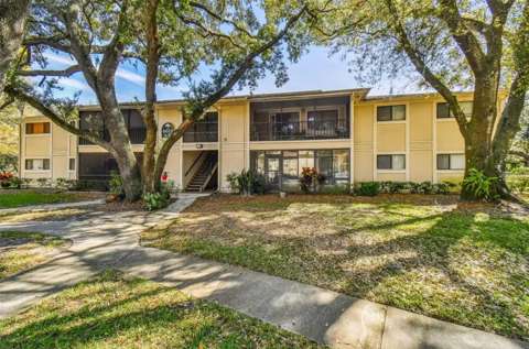 6015 Laketree Ln #E, home for sale in Temple Terrace 33617
