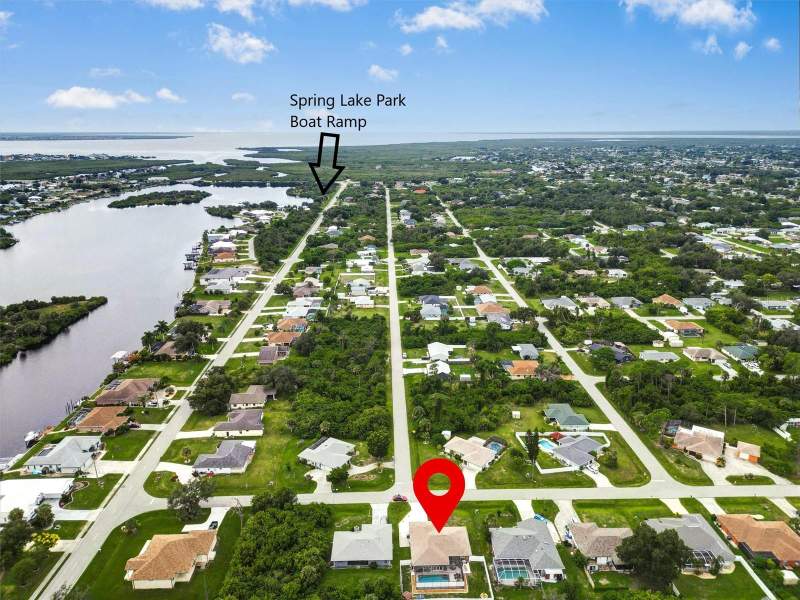 3 bedroom Single Family Residence at 726 Calvert Avenue, Port Charlotte Sec 008, Port Charlotte — photo 5