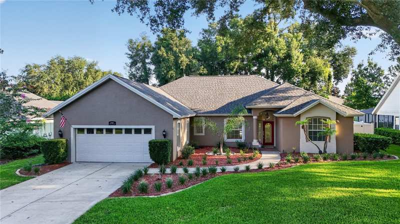4 bedroom Single Family Residence at 19337 Spring Oak Drive, Park Place On Lake Joanna, Eustis — photo 1