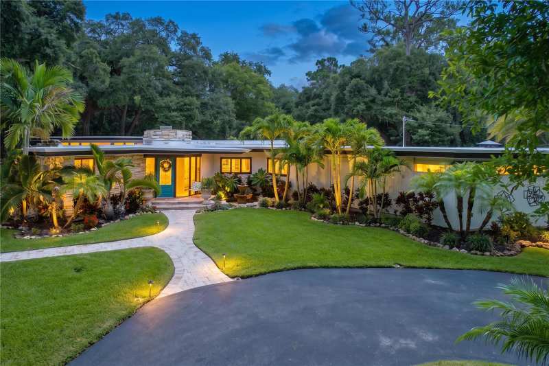 4 bedroom Single Family Residence at 1653 Sunnybrook Lane, Sunnybrook Farms, Clearwater — photo 1