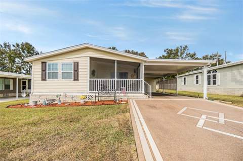 37443 Gill Avenue, Zephyrhills FL - photo 16 of 61
