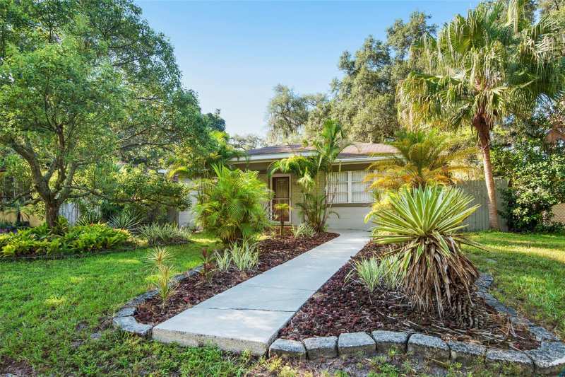 2 bedroom Single Family Residence at 422 W Louisiana Avenue, Sunshine Park Rev Map, Tampa — photo 1