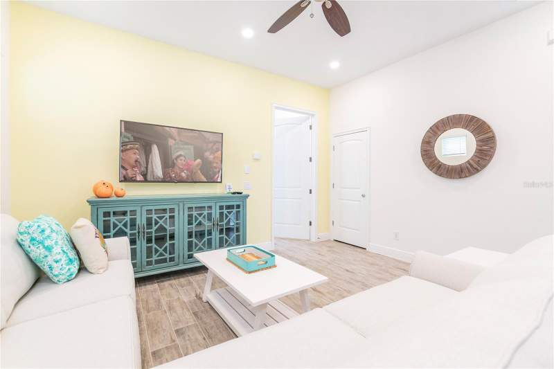 3 bedroom Single Family Residence at 2988 Salted Rim Road, Margaritaville, Kissimmee — photo 5