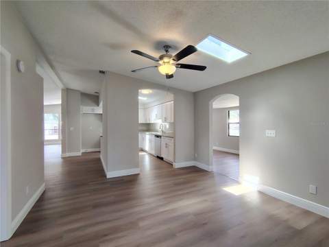 702 Turnberry Lane, Lady Lake FL - photo 7 of 17