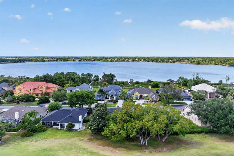 4 bedroom Single Family Residence at 1760 Edgewater Drive, Mount Dora Country Club Mount Dora Unit 02, Mount Dora — photo 5
