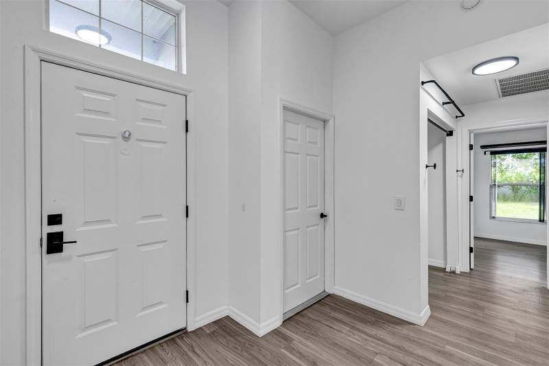 2 bedroom Single Family Residence at 4271 N Lincoln Avenue, Oakwood Village Of Beverly Hills, Beverly Hills — photo 5