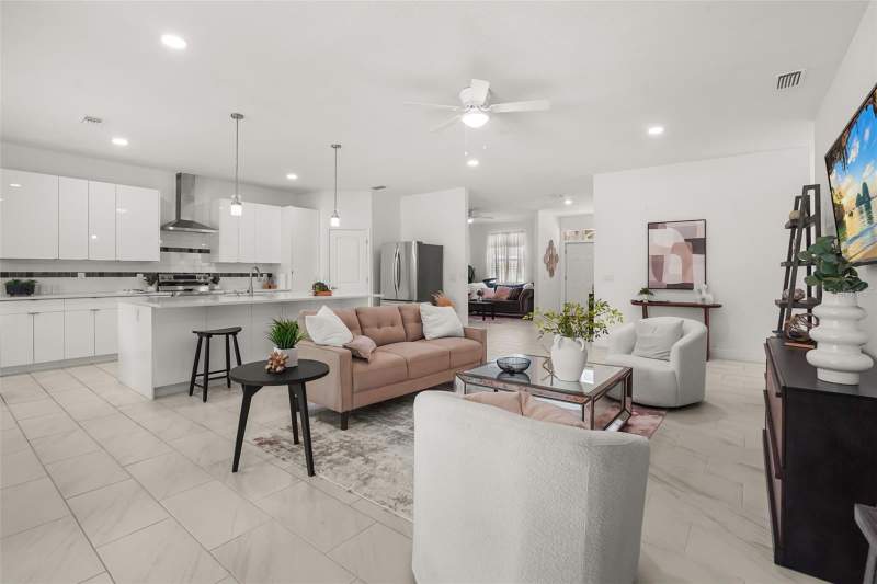 5 bedroom Single Family Residence at 16626 Bearle Road, Seaward Plantation Estates Third Add, Orlando — photo 5